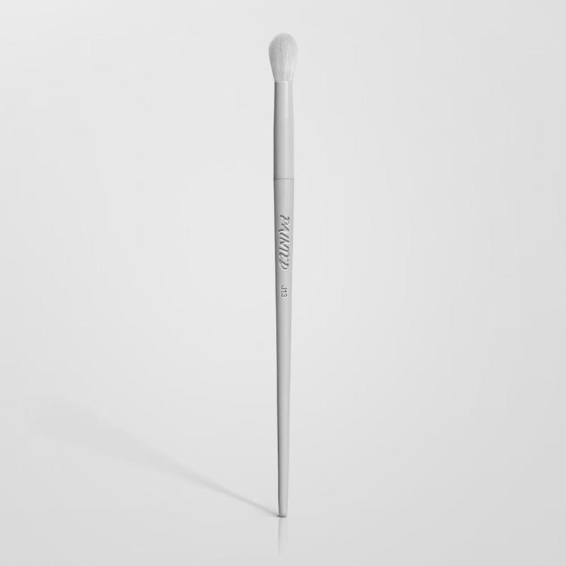 J13 TAPERED BLENDING BRUSH