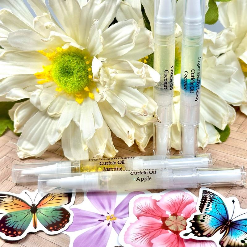 Cuticle oil pen for nail growth customizable sparkle and fragrance Nail Care Applicator Manicure - one pen 3ml Lemon Scent