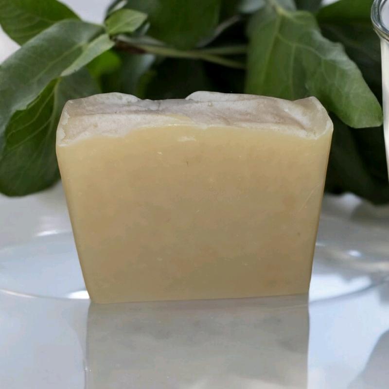 Eucalyptus Goat Milk Bar Soap for Gentle Skin Cleansing - Organic Ingredients - 4oz 100g Body Wash Shea Butter Cleanser Olive Body Care Skin Repair